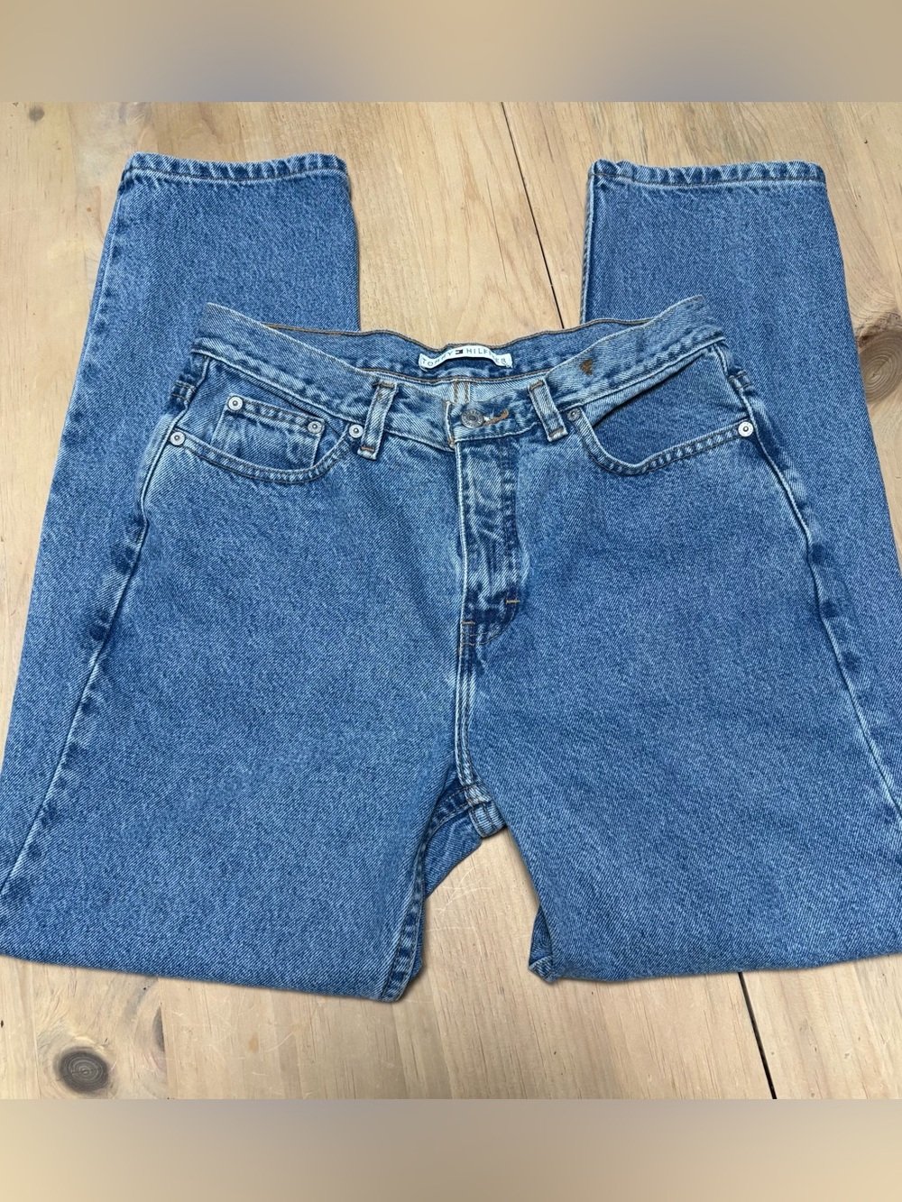 Classic Straight-Leg vintage Tommy hilfiger Women's Jeans in Medium Blue